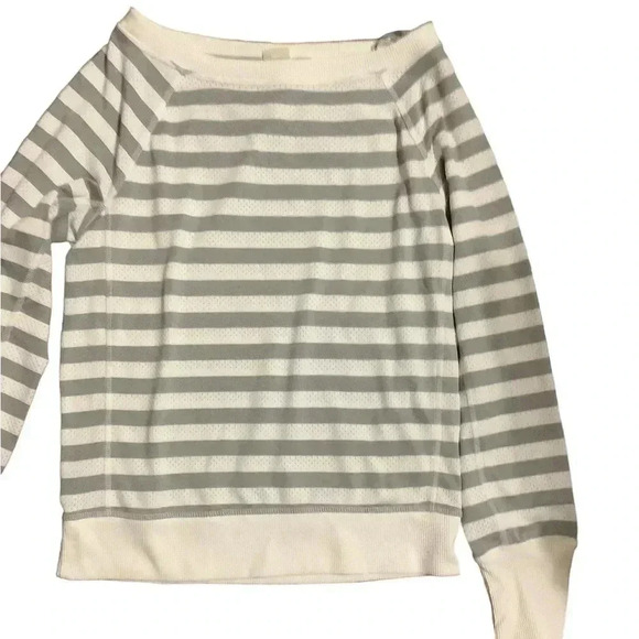 Xersion top‎ - Picture 2 of 8